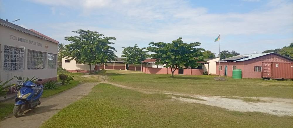 Exterior of Escola Jorge Jose Traquino, an ASEM school in Beira.